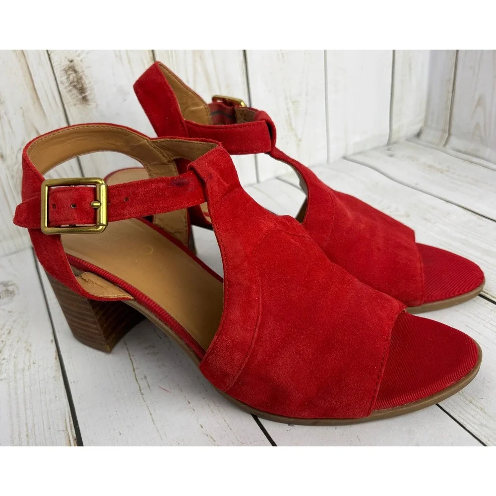 Franco Sarto Heron Red Suede T-Strap Block Heel Sandals L-HERON Womens 7.5M